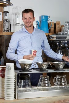 Groenne tiltag og innovation skaber godt aarsresultat for Peter Larsen Kaffe
