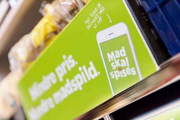 Netto saetter 12000 tons overskudsmad til salg paa ny app